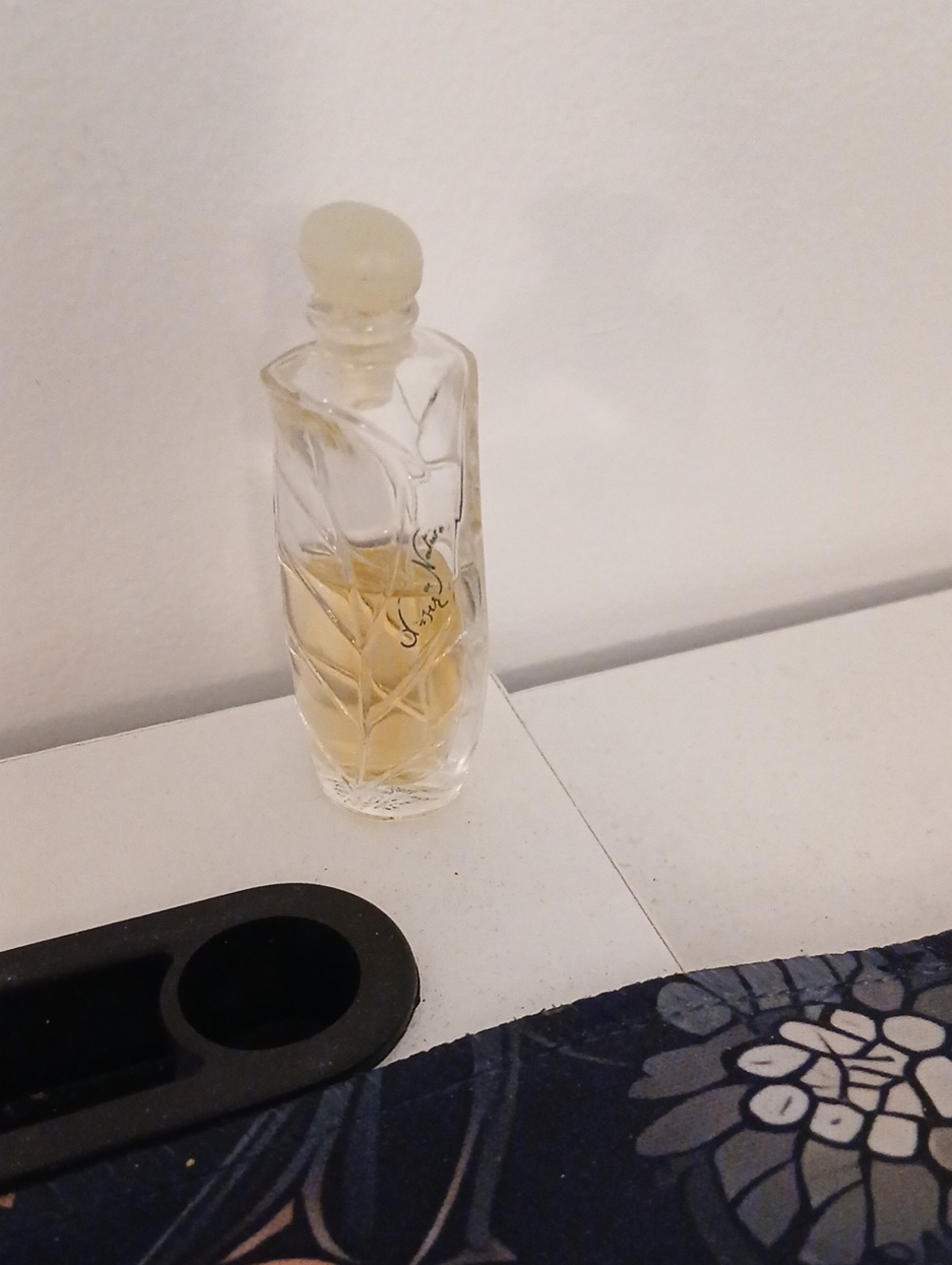 YVES ROCHER MINIATURE BOTTLE EAU DE TOILETTE 0.16 OZ.